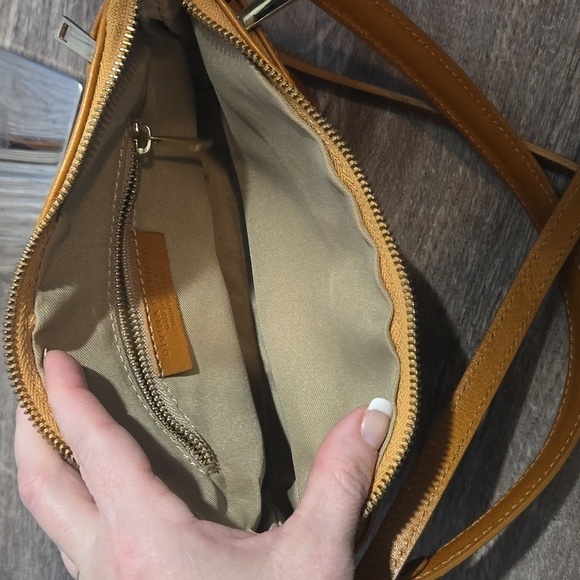 DIVINA FIRENZE ITALIAN Orange LEATHER CROSSBODY SHOULDER HANDBAG - Picture 14 of 15